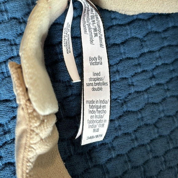 VS Body Strapless Bra - Picture 3 of 3